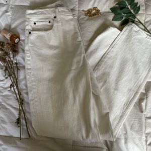 Abercrombie ‘90s Straight Ultra High Rise Jeans